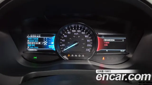 Ford Explorer 2019 thumb 8