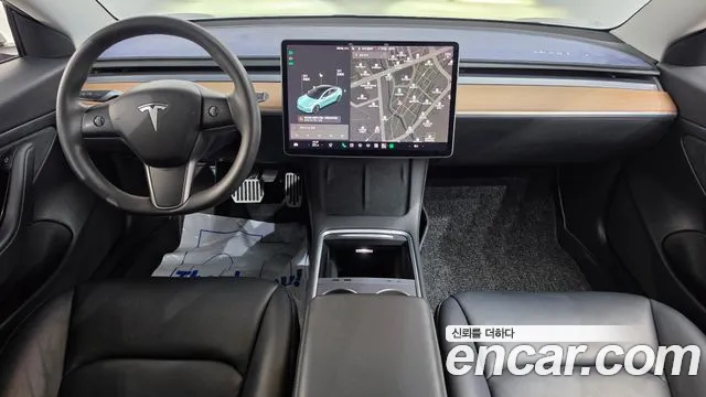 Tesla Model 3 2021 thumb 7