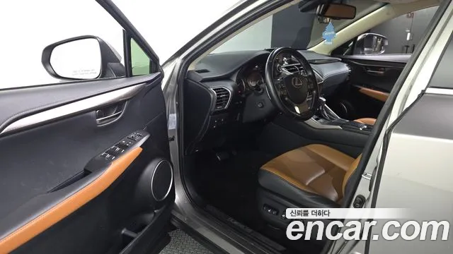 Lexus NX 2019 thumb 10