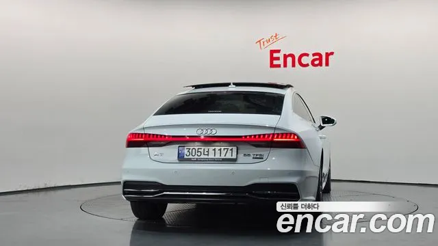Audi A7 2020 thumb 4