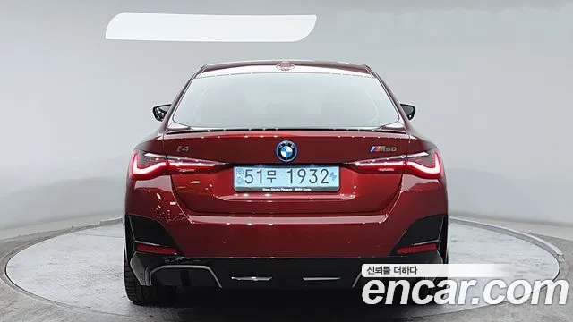 BMW i4 2023 thumb 4