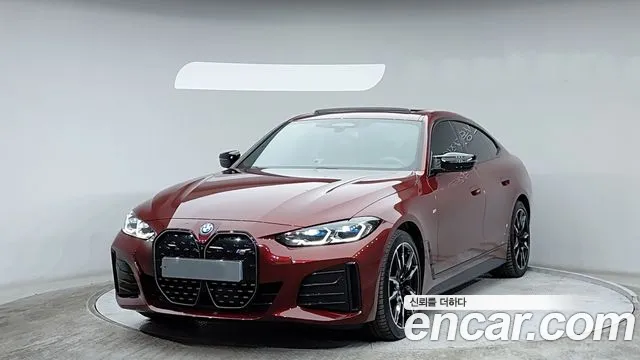 BMW i4 2023 thumb 12