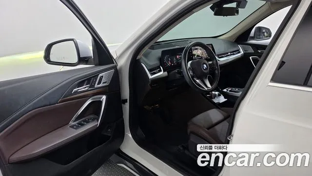 BMW X1 2024 thumb 10