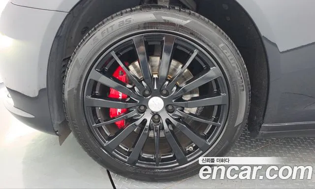 Maserati Quattroporte 2020 thumb 5