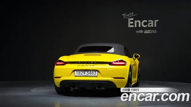 Porsche Cayman 2024 thumb 4