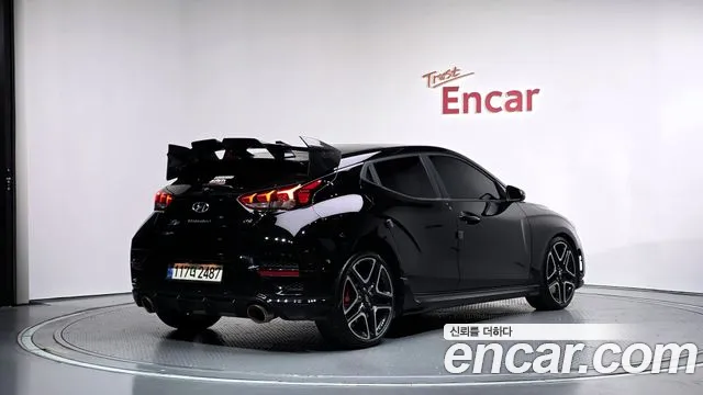 Hyundai Veloster 2022 thumb 2