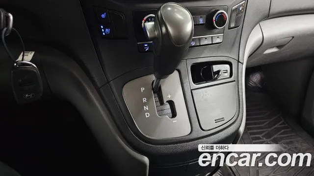 Hyundai Starex 2020 thumb 9
