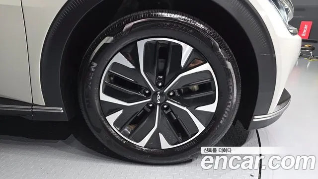 Kia EV6 2021 thumb 4