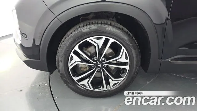 Hyundai Santa Fe 2020 thumb 5