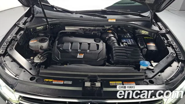 Volkswagen Tiguan 2021 thumb 6