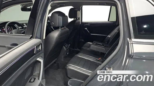 Volkswagen Tiguan 2021 thumb 11