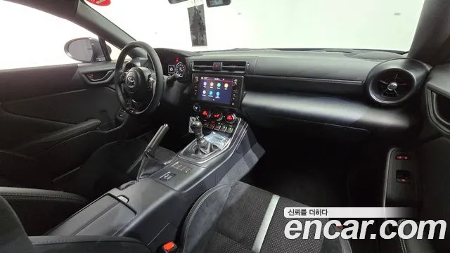 Toyota GT86 2025 thumb 7