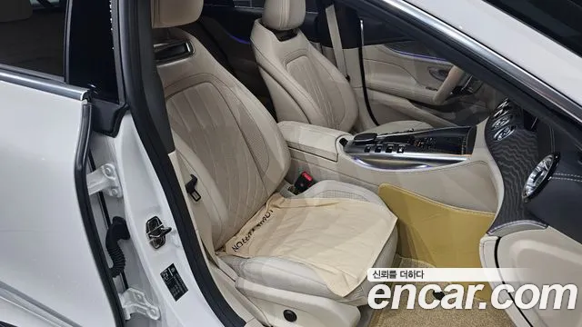 Mercedes-Benz AMG GT 2026 thumb 12