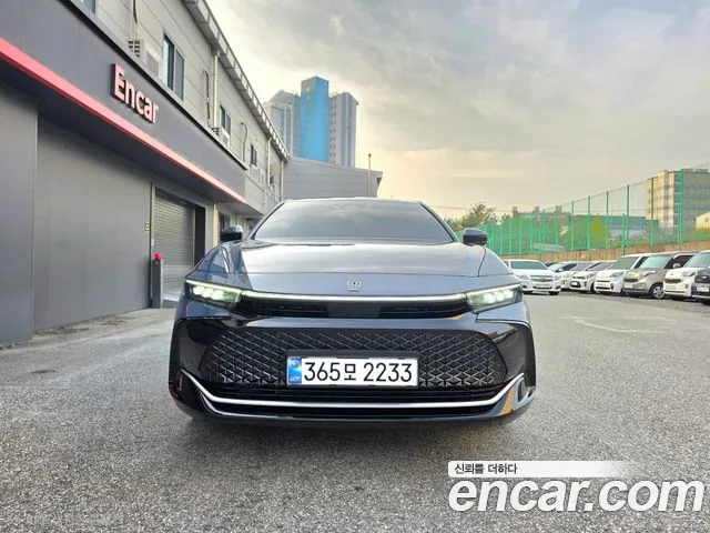Toyota Crown 2024 thumb 3
