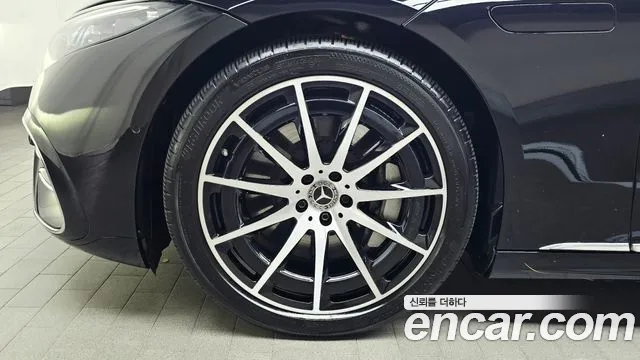 Mercedes-Benz EQS 2022 thumb 4