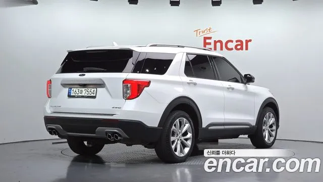 Ford Explorer 2021 thumb 2