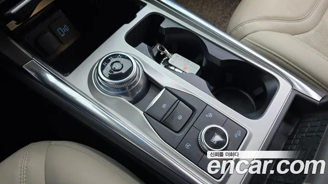 Ford Explorer 2021 thumb 9