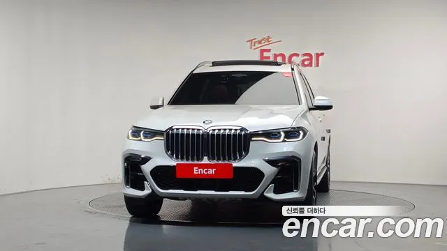 BMW X7 2022 thumb 3