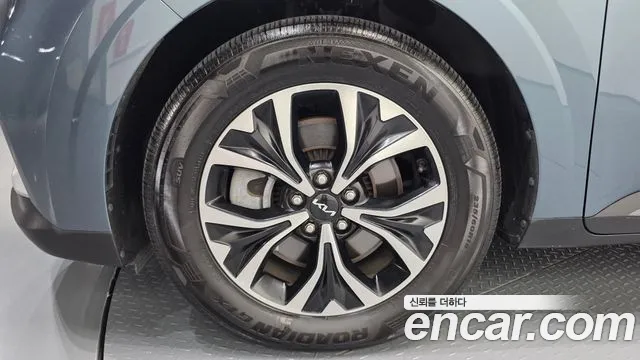 Kia Carnival 2022 thumb 5