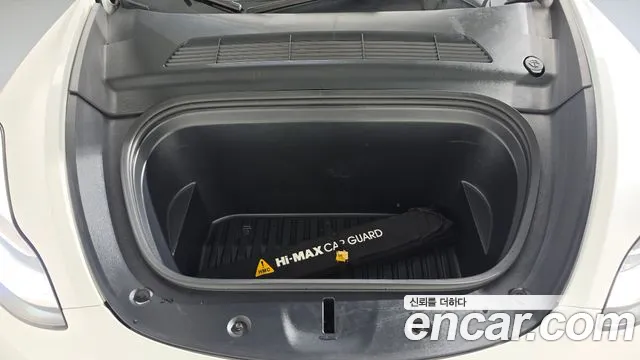 Tesla Model Y 2022 thumb 5