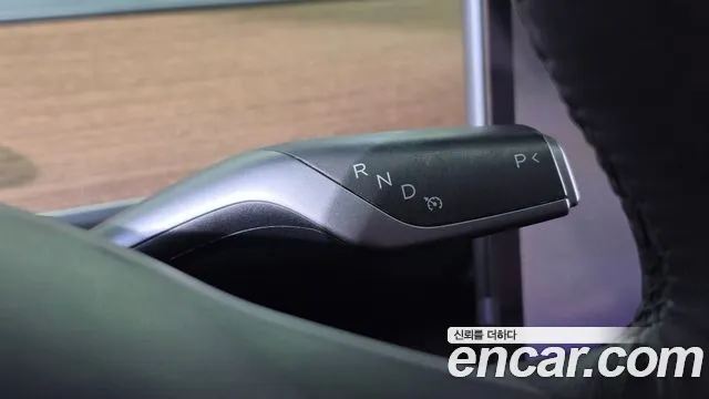 Tesla Model Y 2022 thumb 8