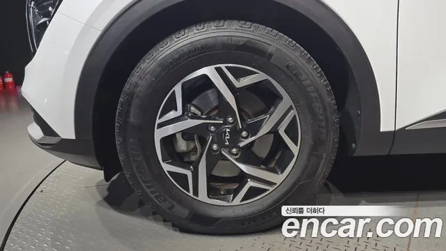 Kia Sportage 2022 thumb 5