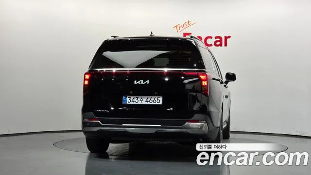 Kia Carnival 2024 thumb 4