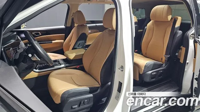 Kia Carnival 2022 thumb 10