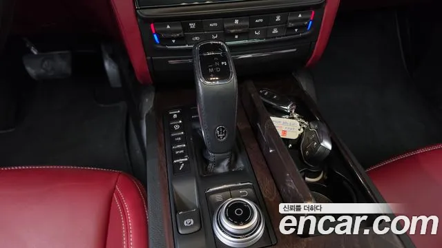 Maserati Quattroporte 2019 thumb 9