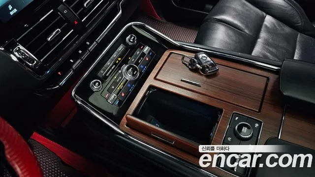 Lincoln Navigator 2021 thumb 8