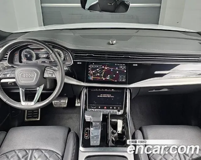 Audi Q8 2023 thumb 8