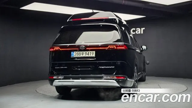 Kia Carnival 2021 thumb 4