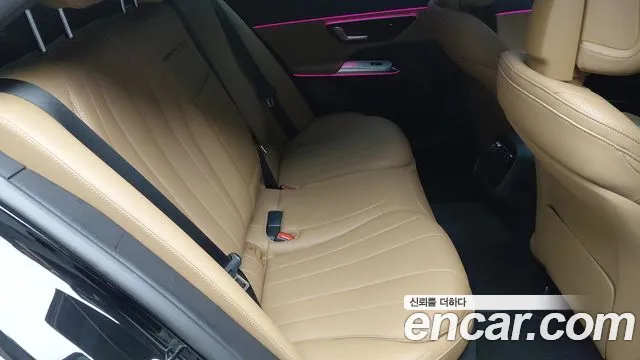 Mercedes-Benz E-Класс 2025 thumb 7