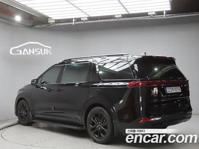 Kia Carnival 2021 thumb 3