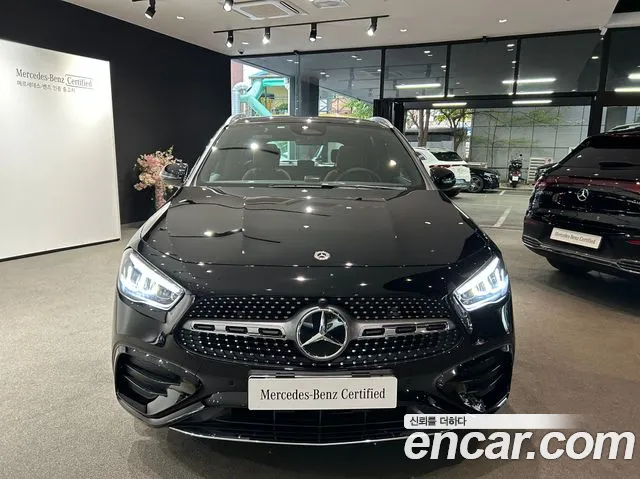 Mercedes-Benz GLA 2026 thumb 3