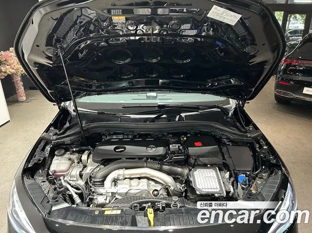 Mercedes-Benz GLA 2026 thumb 6