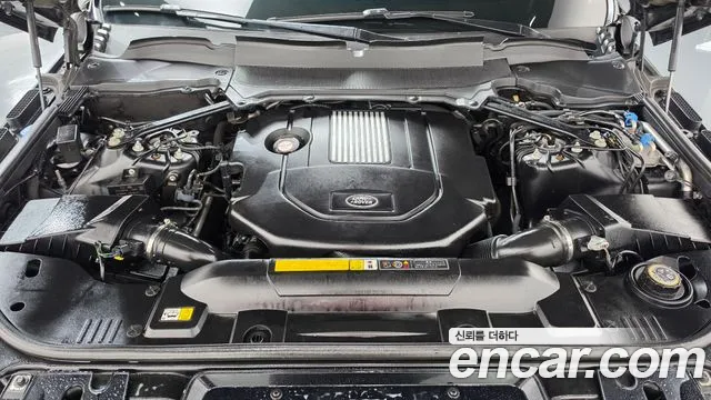 Land Rover Range Rover Sport 2019 thumb 6