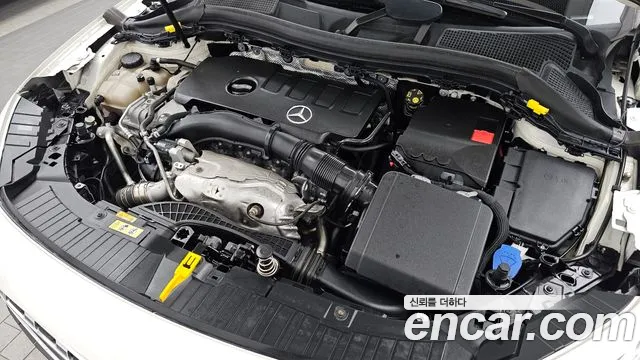 Mercedes-Benz GLA 2020 thumb 6