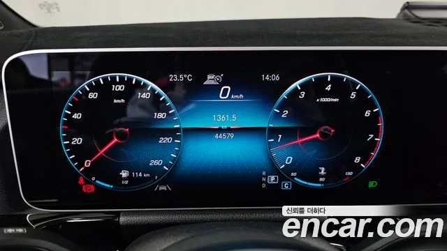 Mercedes-Benz GLA 2020 thumb 8