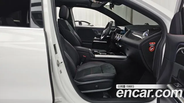 Mercedes-Benz GLA 2020 thumb 11