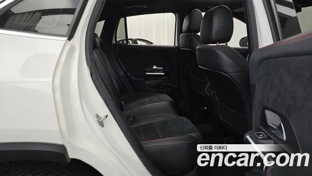 Mercedes-Benz GLA 2020 thumb 12