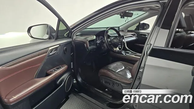 Lexus RX 2020 thumb 10