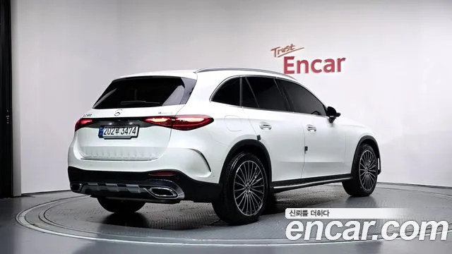 Mercedes-Benz GLC 2023 thumb 2