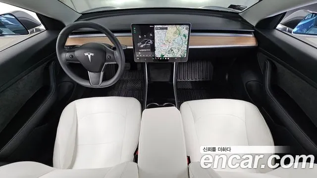 Tesla Model 3 2019 thumb 7