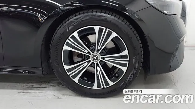 Mercedes-Benz E-Класс 2025 thumb 5