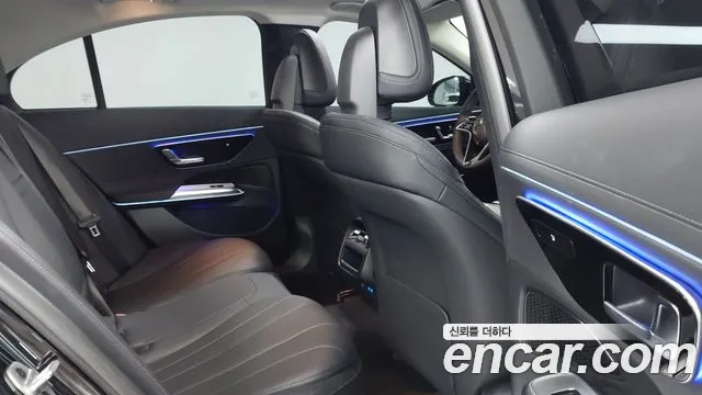 Mercedes-Benz E-Класс 2025 thumb 10