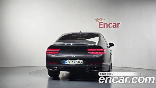 Genesis G80 2022 thumb 4