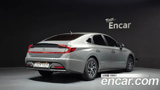 Hyundai Sonata 2022 thumb 2
