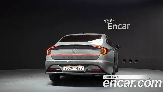 Hyundai Sonata 2022 thumb 4