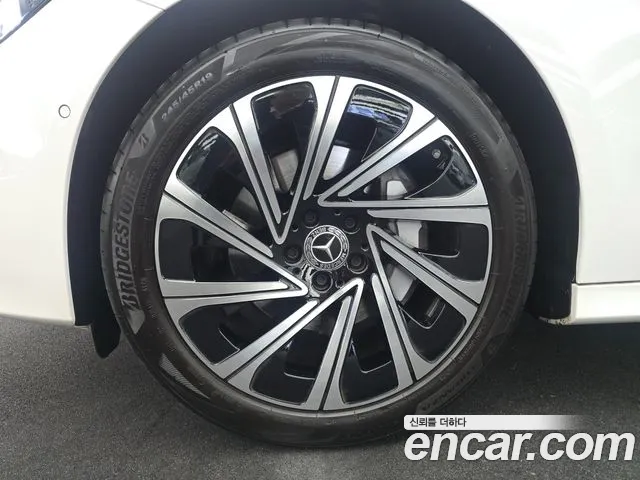 Mercedes-Benz E-Класс 2026 thumb 5